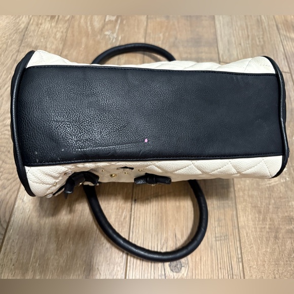 Betsey Johnson White and Black Quilted Satchel - Picture 7 of 7